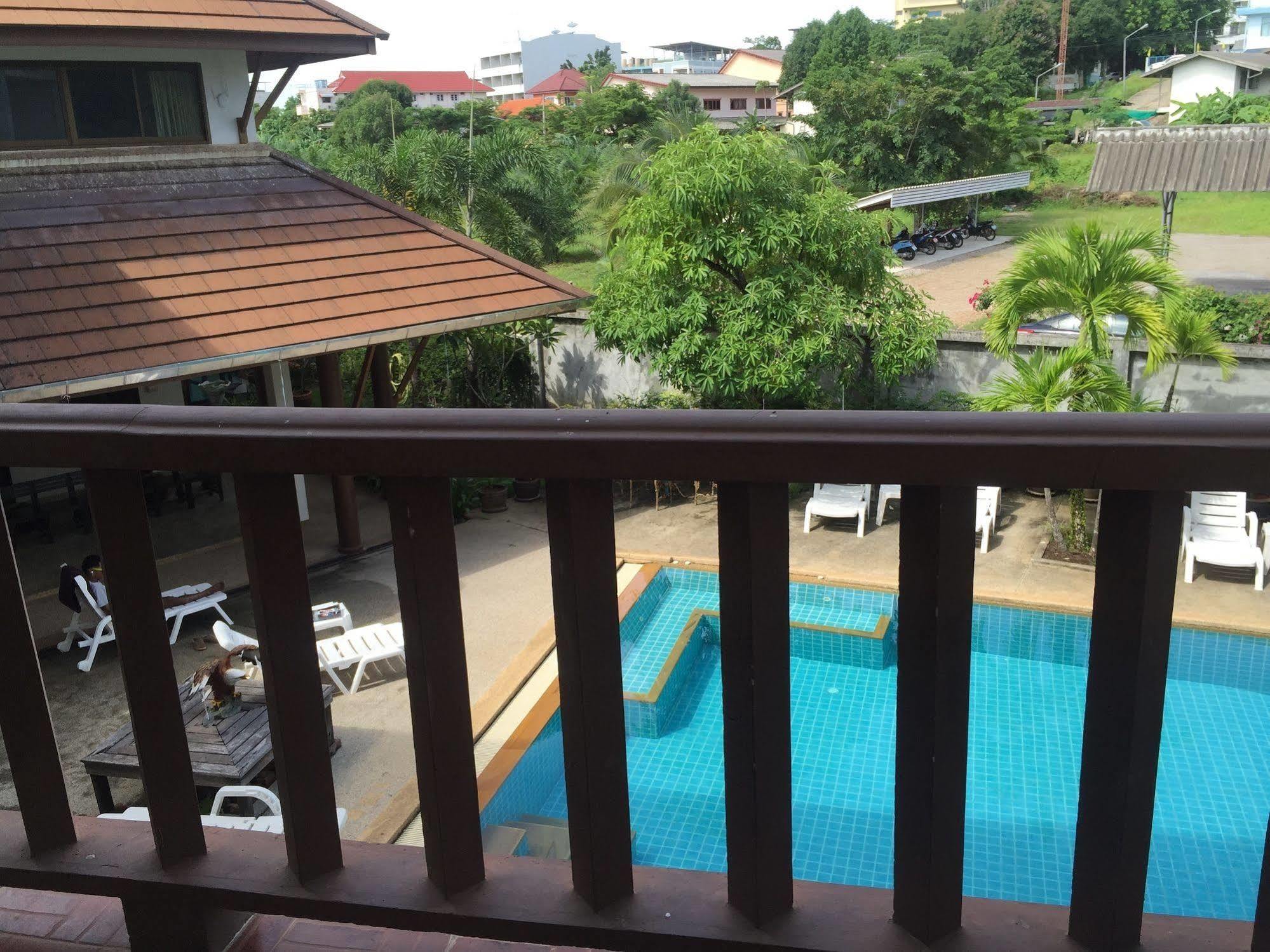 Krabi Cozy Place Hotel Bagian luar foto